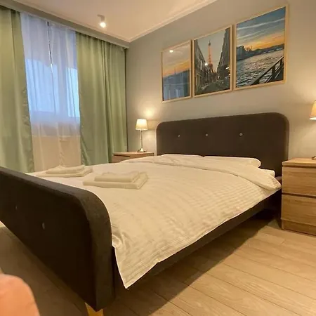 Premium Appartment' In Onesti Exterior photo